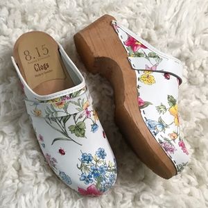 Anthropologie August Fifteenth Swedish Wood Clogs